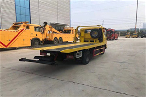 井庄非事故拖车